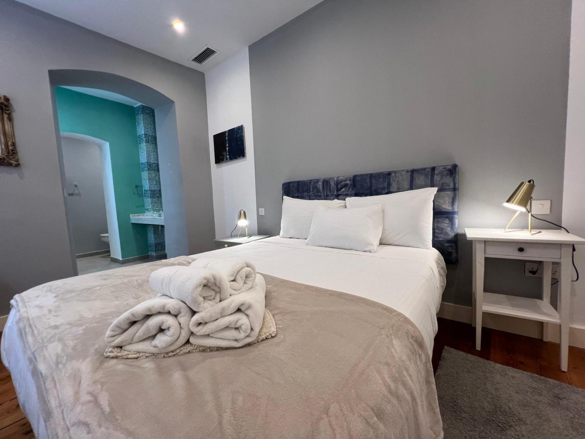 Апартаменты Luxe 2Br Family Oasis In Гибралтар Экстерьер фото